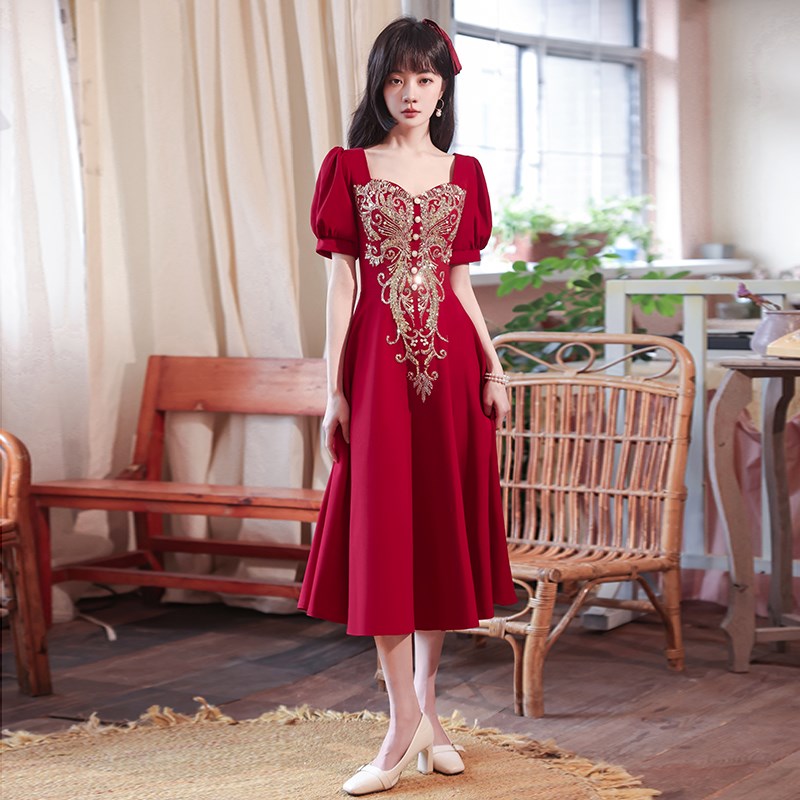 大码敬酒服新娘2024新款小个子订婚连衣裙N平时可穿婚礼礼服女夏