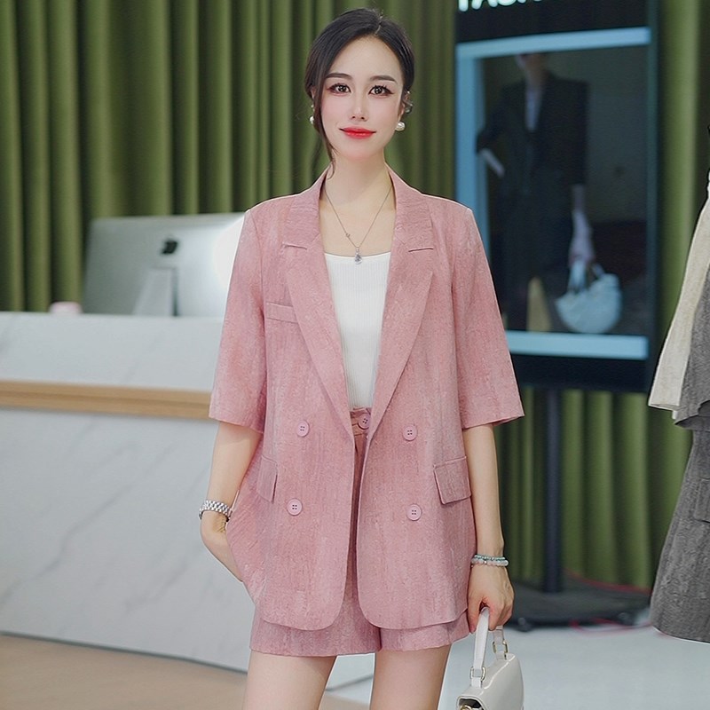 时尚西装套装女2024夏季新款防A晒气质薄款中袖西装外套短裤两件