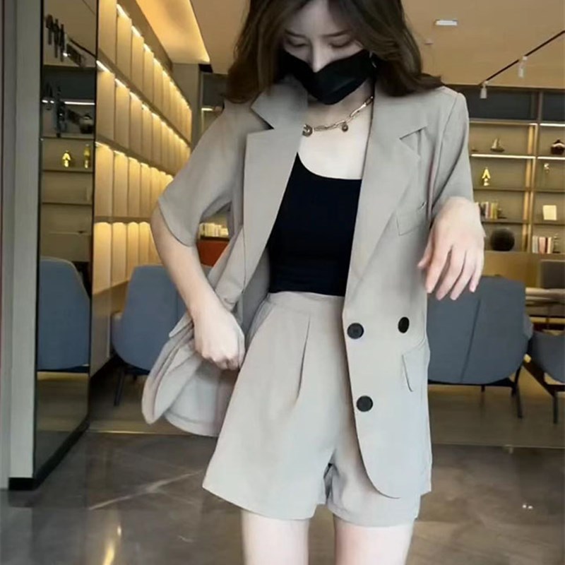 小个子西装套装女夏季高级感w时尚气质职业装短袖西服短裤两件套