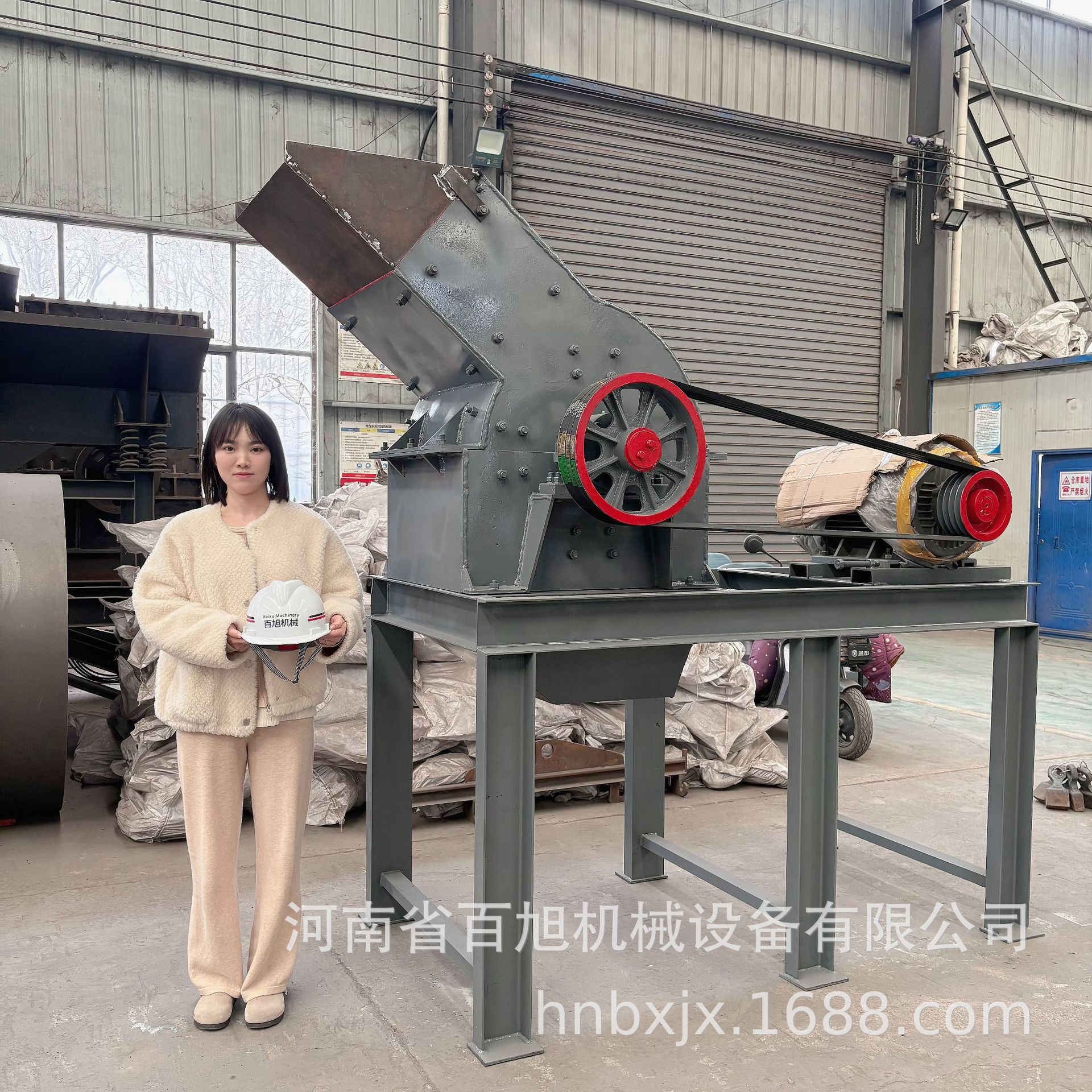 600*600锤式制砂机建筑垃圾