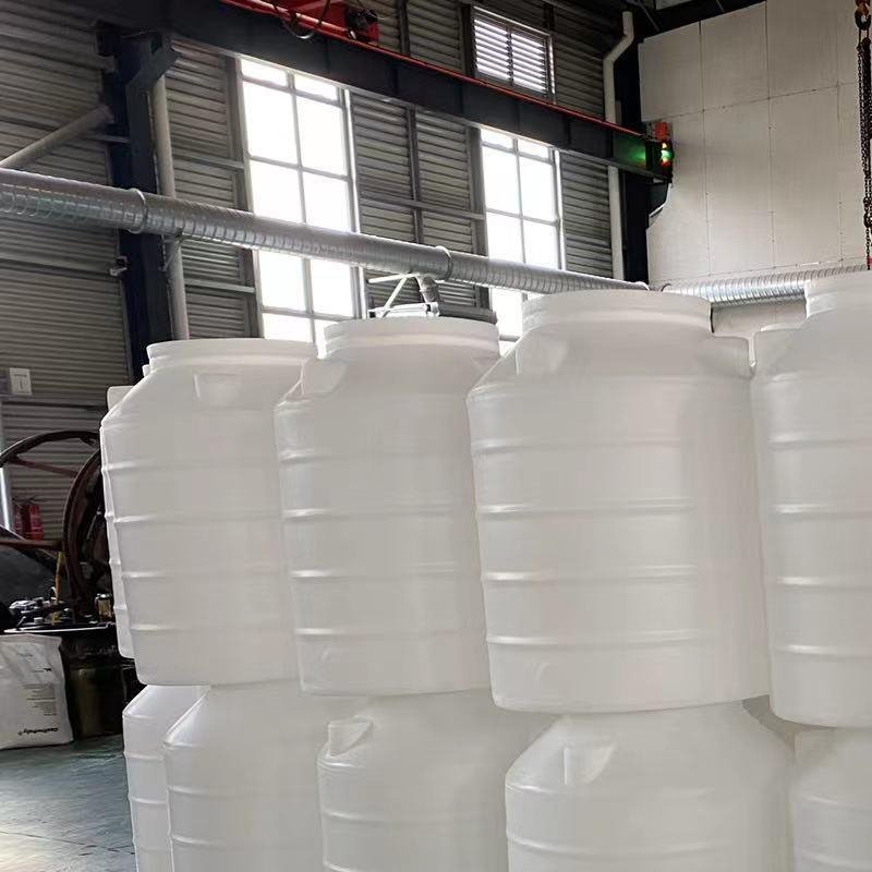 荐 批发全新料2吨2000L大型储物容器立式水塔 食品级PE塑料圆桶