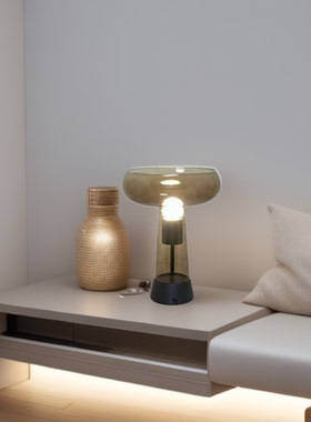 北欧简约烟灰色玻璃蘑菇台灯客厅卧室酒店样板房设计师装饰灯