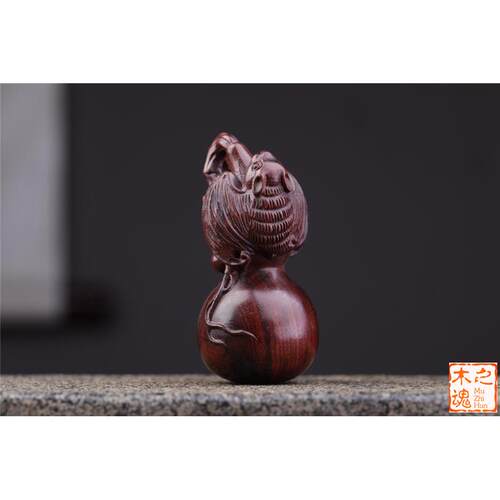 非洲小叶紫檀木雕蝙蝠葫芦手把件复古福中福车摆件随身文玩装饰