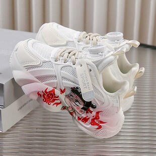 哪吒男童鞋子小白鞋夏款2025新款儿童网面透气运动老爹鞋学生男孩