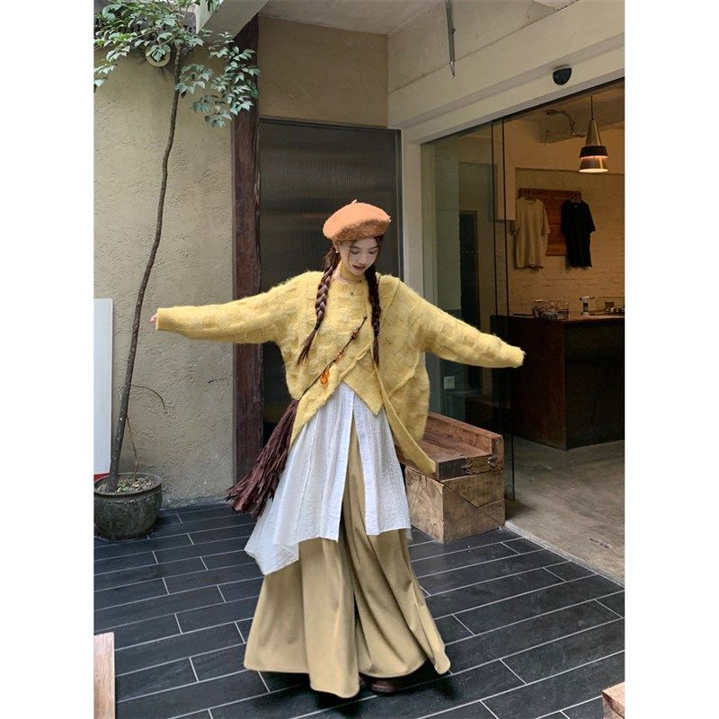 森系云南旅游开春套装女小个子不规则毛衣衬衫阔腿裤三件套多巴胺