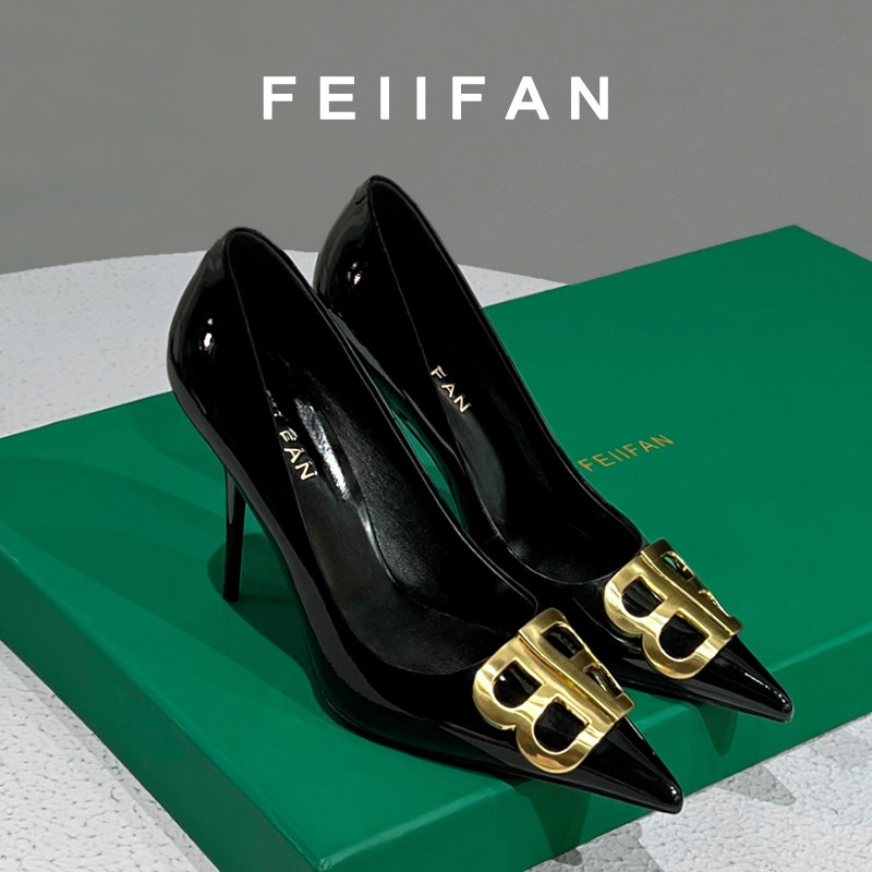 黑色尖头高跟鞋2024秋冬新款女士细跟高级感金属扣气质漆皮单鞋女
