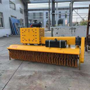 3.5米自带动力除雪滚刷高速公路洒水车改车载式扫雪机车载扫雪滚