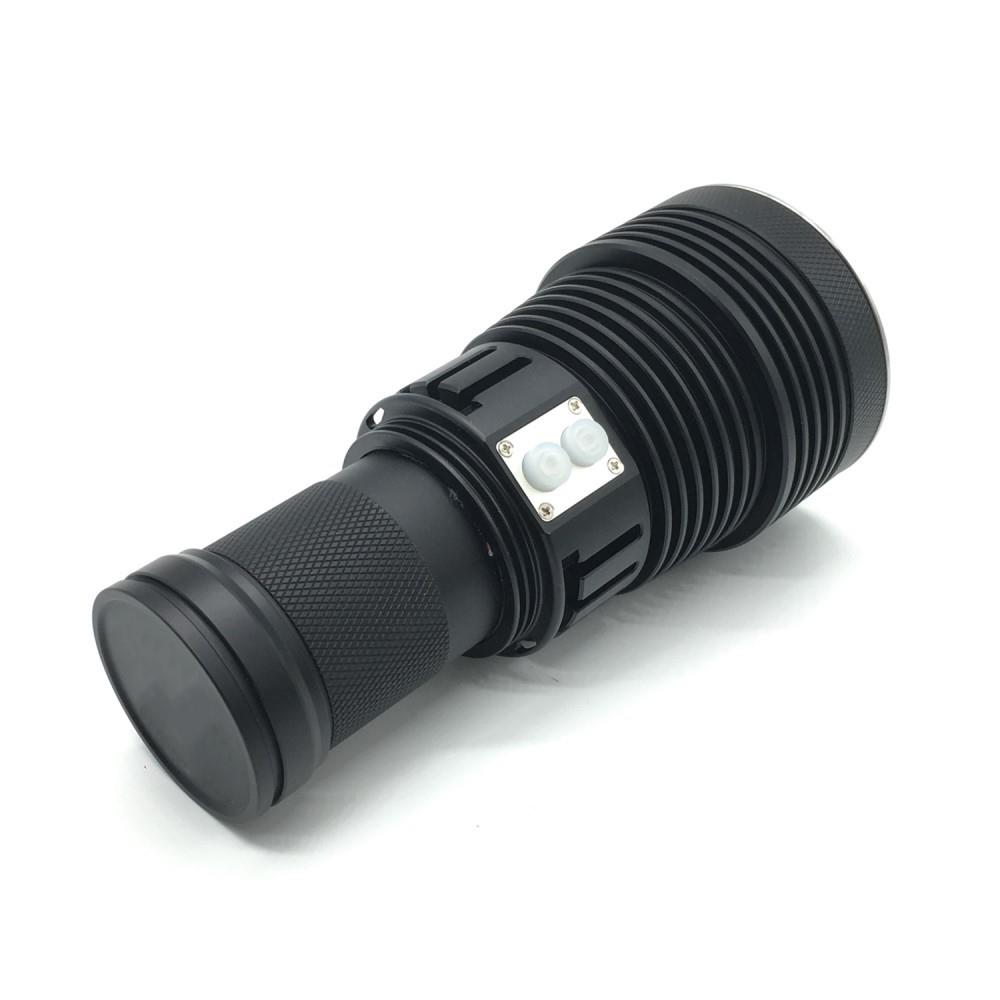 MT07聚光XHP70手电8000流明暖白光750米远射大功率4节18650手电筒