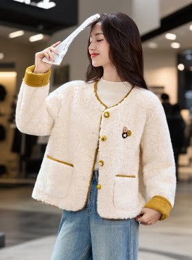 小香风羊羔毛短外套女装2025秋冬新款时尚保暖小个子皮毛一体上衣