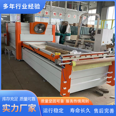 大负压自动裁剪真空吸塑机 平坦光滑吸塑机 碳晶无漆门真空覆膜机