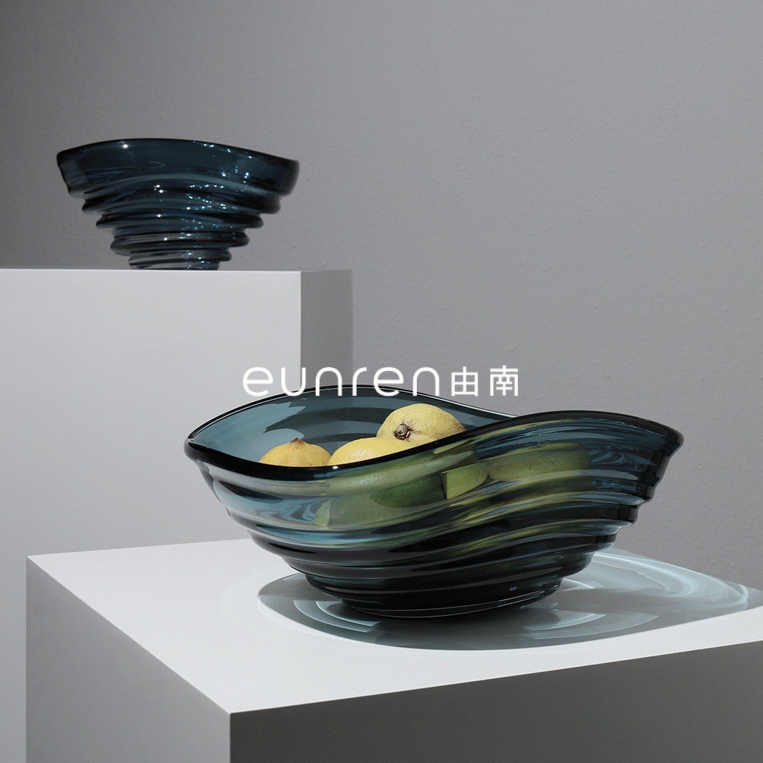 现代轻奢茶几客厅玻璃水果盘托盘摆件售楼处样板房间软装饰品