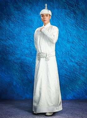 新款男士时尚拍照蒙古袍婚礼新郎伴郎父母敬酒舞蹈演出服银白色