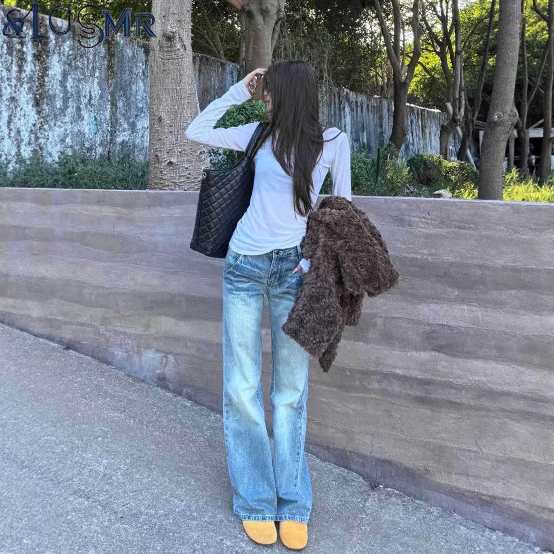 复古蓝美式低腰直筒牛仔裤女2026新款猫须纹设计百搭宽松微喇裤子