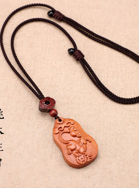 桃木雕刻十二生肖项链男女儿童百搭民族风毛衣链本命年属相配饰品