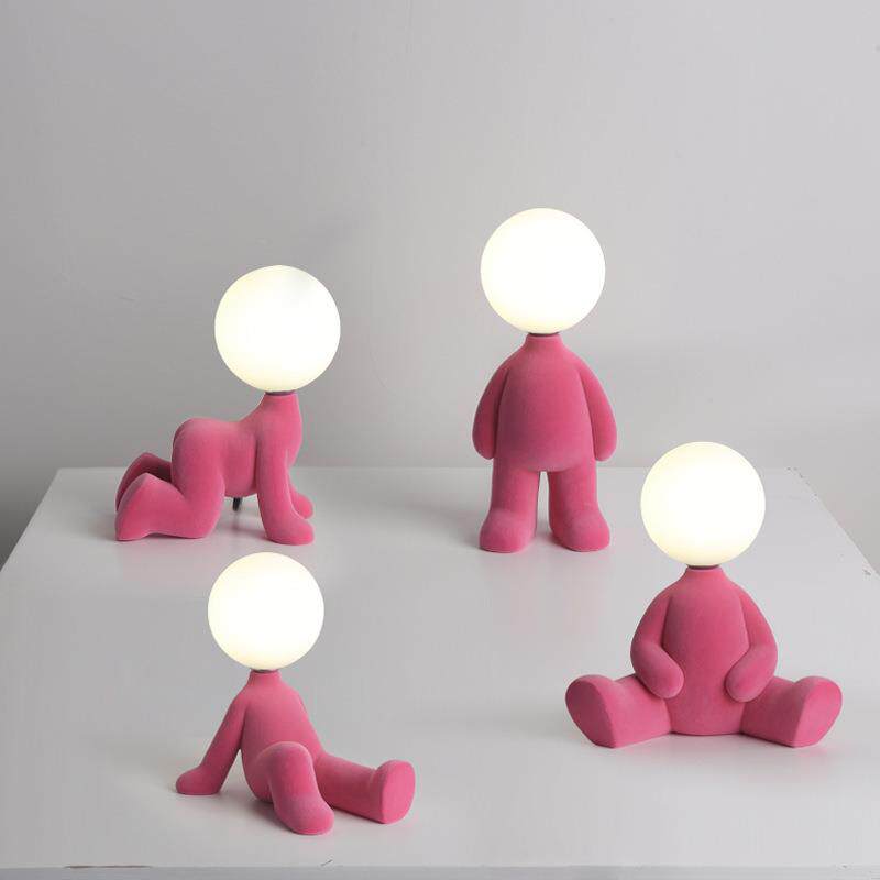 北欧轻奢客厅卧室床头台灯创意可爱儿童房迷你电镀小金人夜灯网红