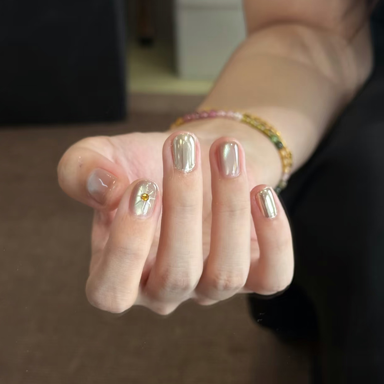 香槟闪耀显白纯欲ins猫眼穿戴甲