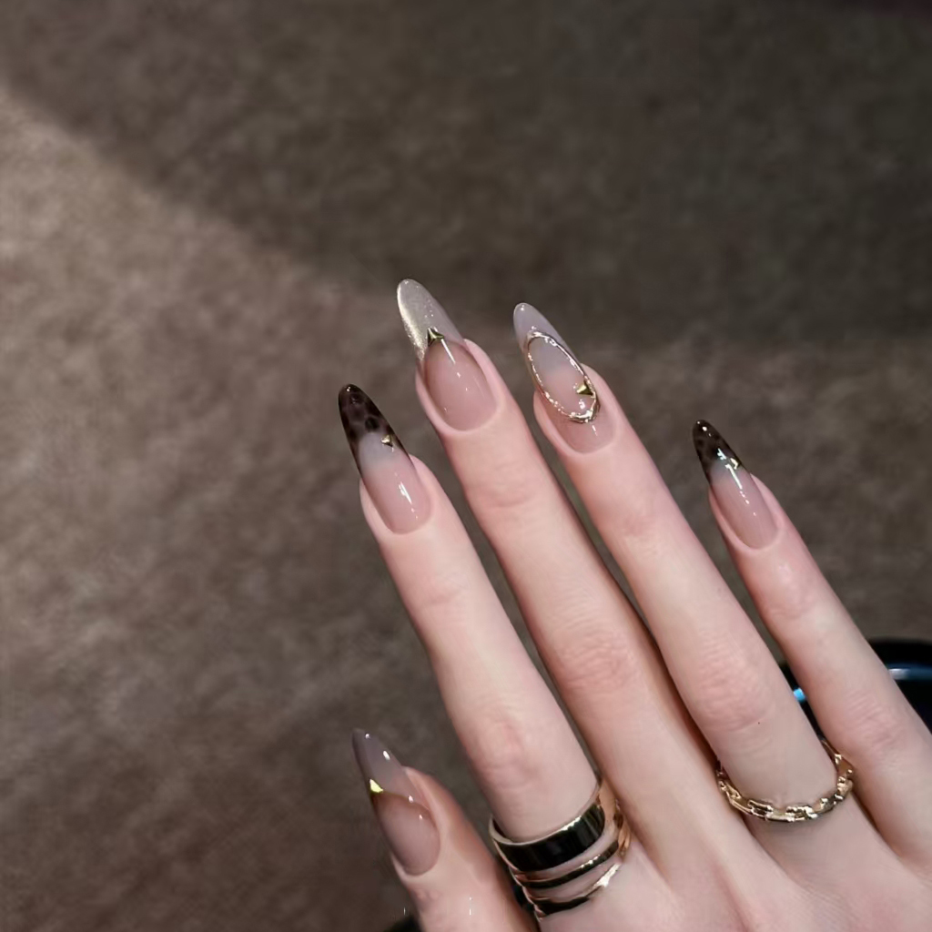 金咖叠境温柔裸色鎏金手工穿戴甲