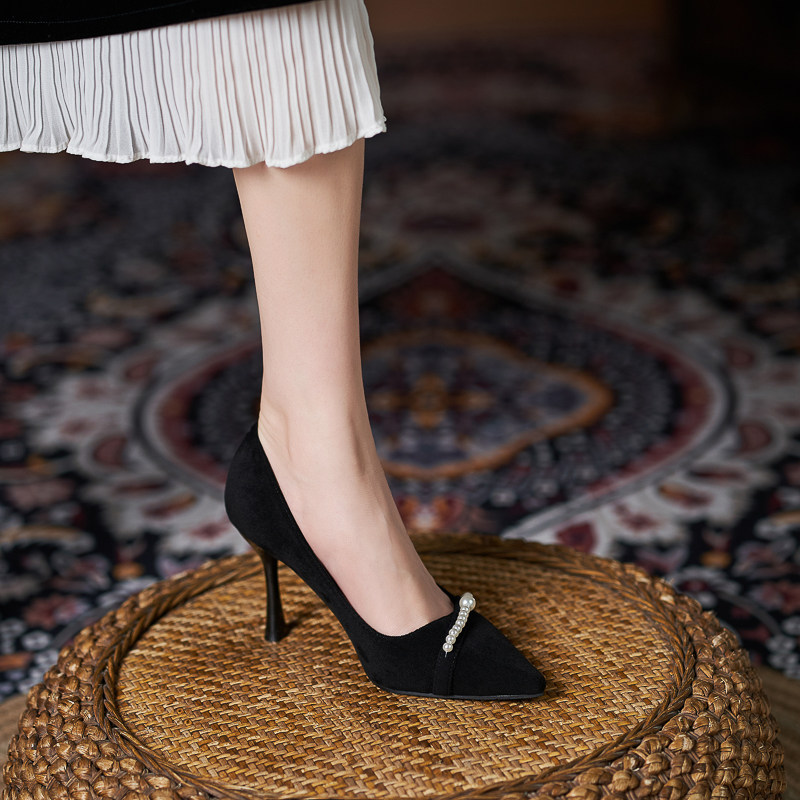 小码女鞋313233黑色百搭尖头细跟珍珠女单鞋浅口大码T高跟鞋41一4