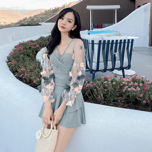 保守小胸聚拢ins 游泳衣女夏仙女裙连体遮肚显瘦长袖 2021新款 时尚