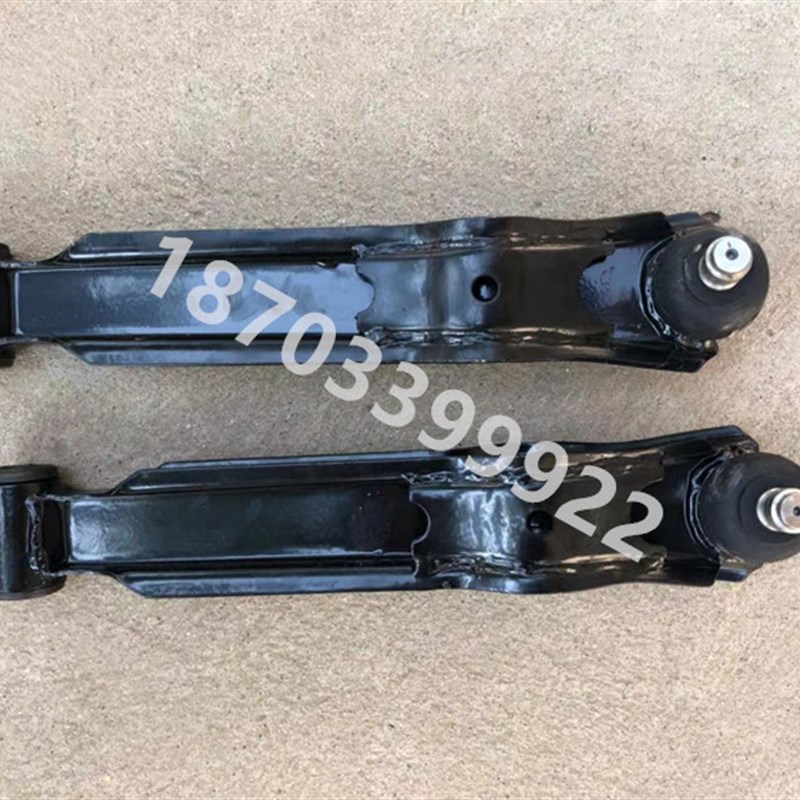 适配鸿日S1电动汽车配件前下支臂前下摆臂下肢臂下悬架臂胶套托臂