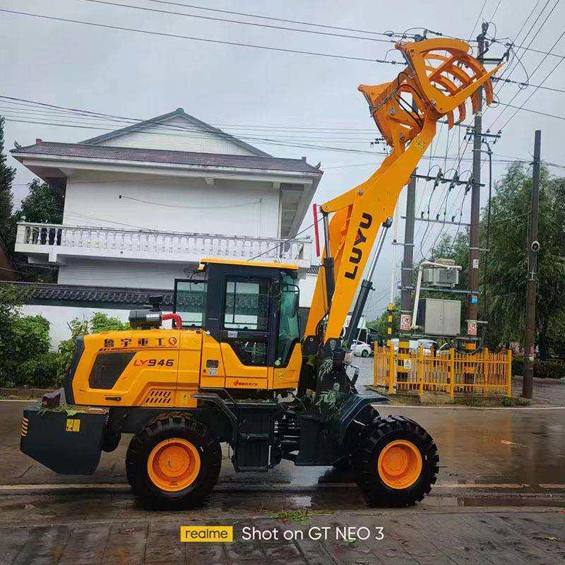 30型建筑工地装载机养殖场农用四驱铲车煤炭园林树枝粮食抓草机