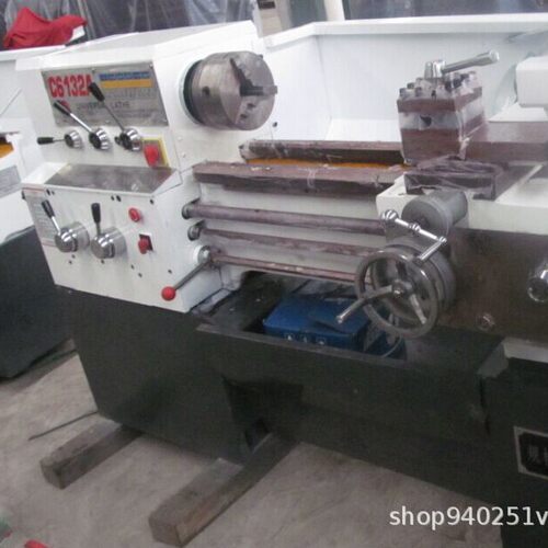C6136D卧式车床落地式马鞍车床C6236D卧式大孔径金属切削重型普车