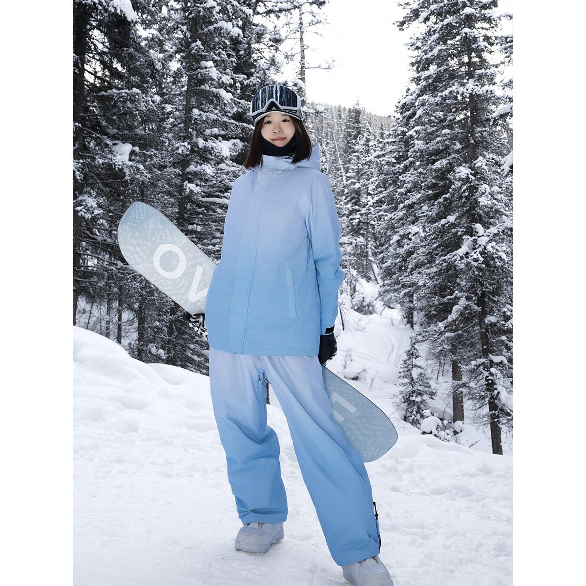 2024新的男女滑雪服，宽松的防风防水，单板和双板粉红色梯度专业