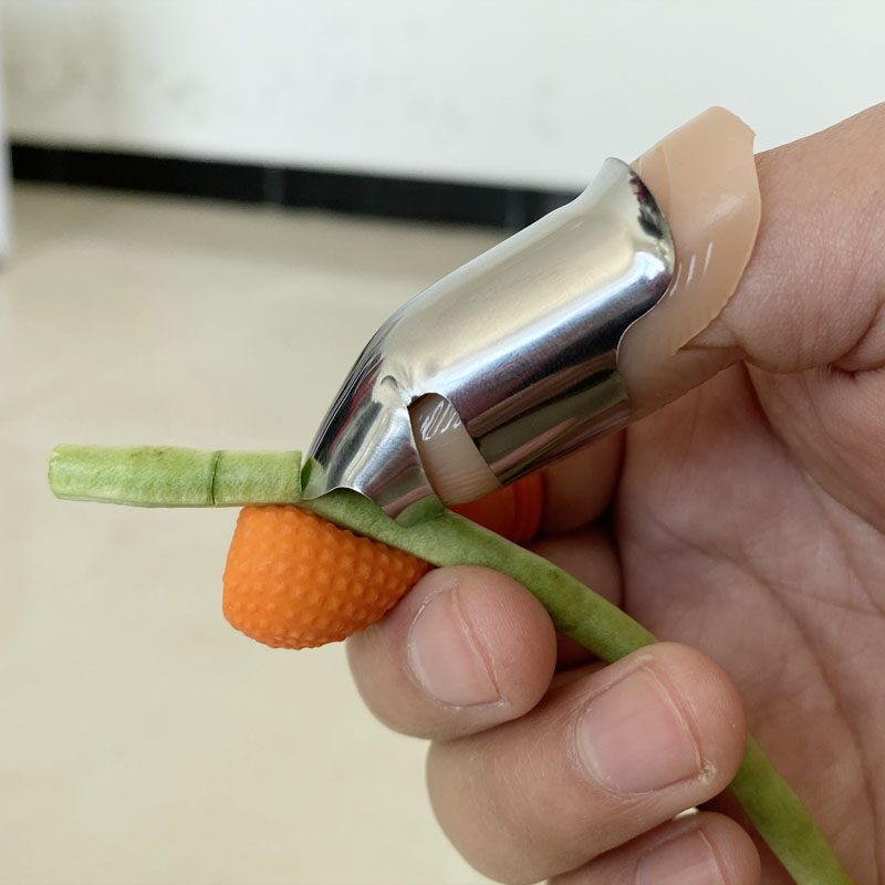 摘花椒神器摘菜拇指刀摘豆角铁指甲掐菜采摘神器剪花椒母指刀手套