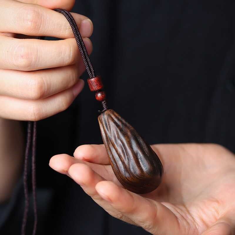 沉香木天然随形木质汽车钥匙扣挂饰男女士挂件项链吊坠平安扣脖挂