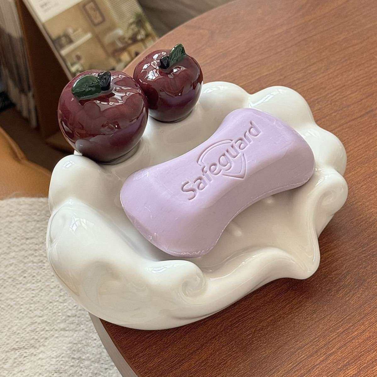 【代发】蛇果肥皂碟轻奢陶瓷肥皂盒沥水高颜值香皂碟排水洗手台置