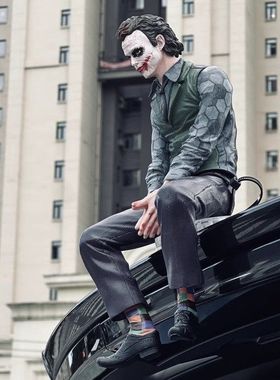 车上后面放的娃娃车载坐姿小丑摆件车外尾部装饰挂件车顶玩偶公仔