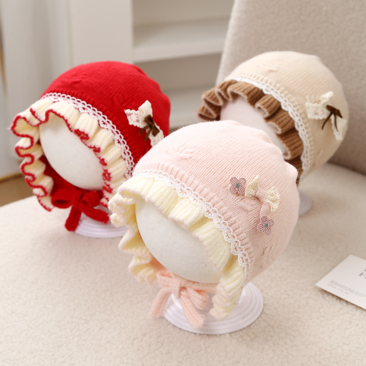 婴幼儿帽子秋冬季0-8月保暖加厚针织护耳帽女宝宝小月龄毛线胎帽