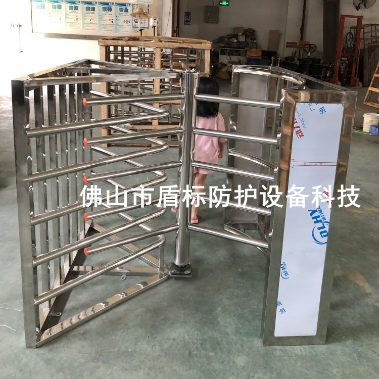 车站旋转门不锈钢单向只进不出门禁 景区限行入口导流十字门现货