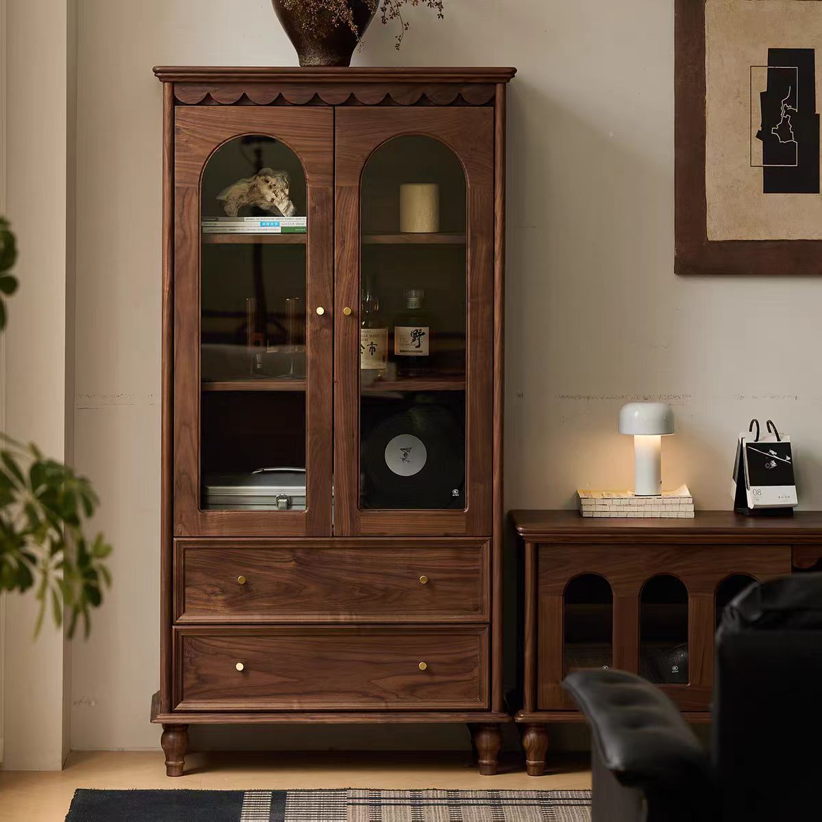 北美黑胡桃木酒柜客厅玻璃门储物柜北欧实木收纳展示柜电视柜边柜