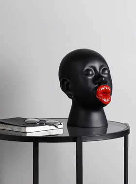 速发简约小众人物家像摆件客厅玄关展示柜样饰间售楼处头居装板品