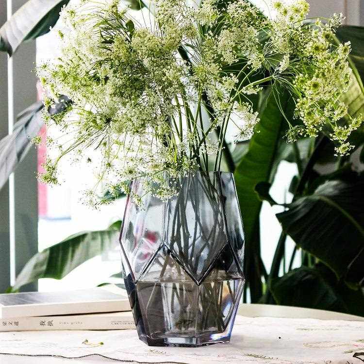 直销新款几何玻璃花瓶客厅摆件水培富贵竹花瓶透明电镀彩色插花创