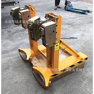 卸夹叉车油桶夹具抓桶器 广东现货DG720B双鹰嘴油桶搬运夹油桶装