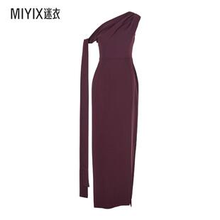 [秋冬新品]Solace London 女款'Irina' 酒红色单肩长款垂褶领圈布