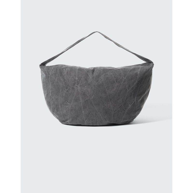 Weekday 女士 斜挎包 Samir 水洗黑色挎包