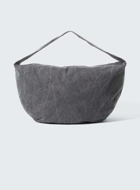 Weekday 女士 斜挎包 Samir 水洗黑色挎包