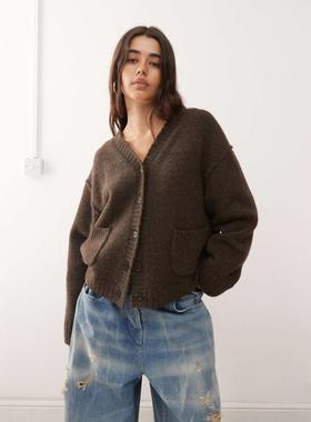 Weekday 女士 开衫 宽松款V领棕色混纺针织开衫