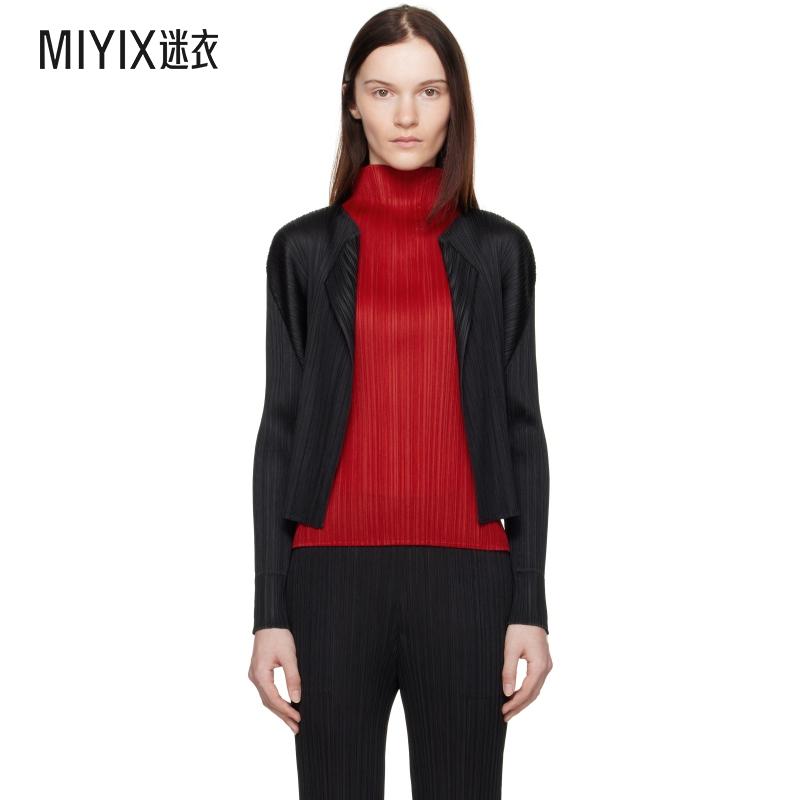 Pleats Please Issey Miyake 女士黑色 Monthly Colors November