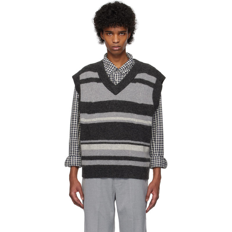 C2H4 男士 上衣 灰色  黑色 Hollow Out V-Neck Knit 马甲