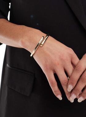 ASOS DESIGN 女士 手链 设计裹式色调手镯(金色)