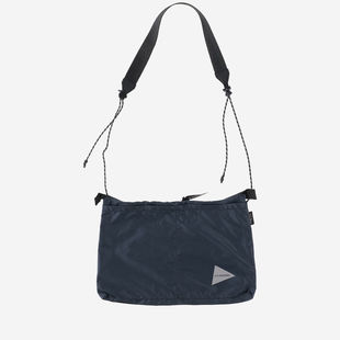 单肩包 男士 徽标印花拉链单肩包 Wander And