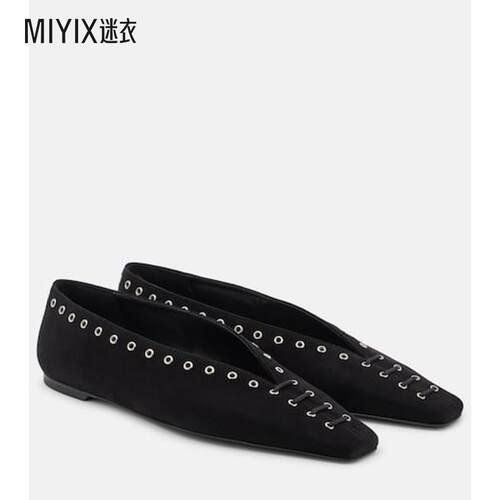 Totême 女款绒面革绑带芭蕾舞鞋 迷衣时尚