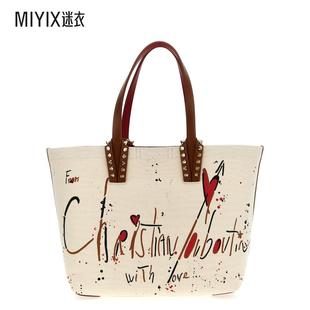 徽标印花铆钉细节单肩包女款 春夏新品 Christian Louboutin