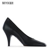 PHILO 女款 黑色皮质浅口鞋 PHOEBE 迷衣时尚