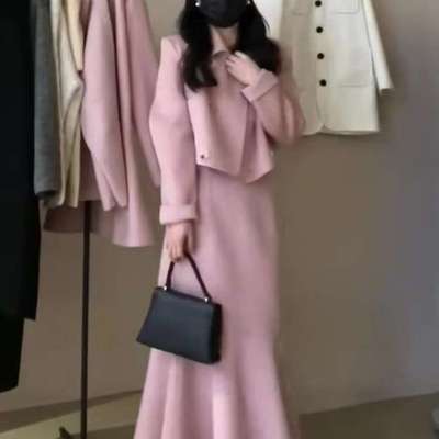 法式赫本风小套装御姐范粉色上衣鱼尾裙俏皮活泼秋冬新款洋装