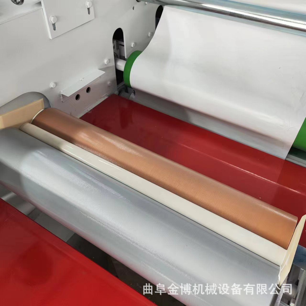 冷胶涂胶木饰面贴面机 碳晶板竹炭纤维板覆膜机全自动板材贴膜机